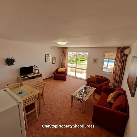 Village 1-bed Seaview Rawda