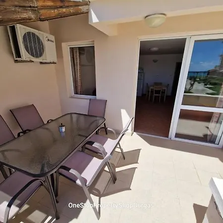 Village 1-bed Seaview Rawda